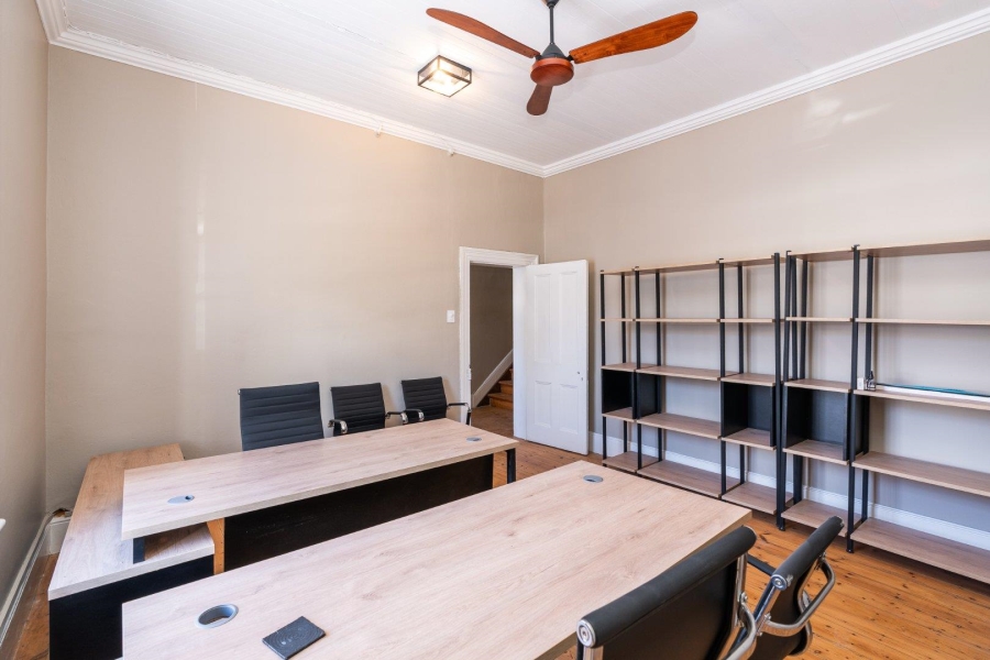 To Let commercial Property for Rent in Gardens Western Cape